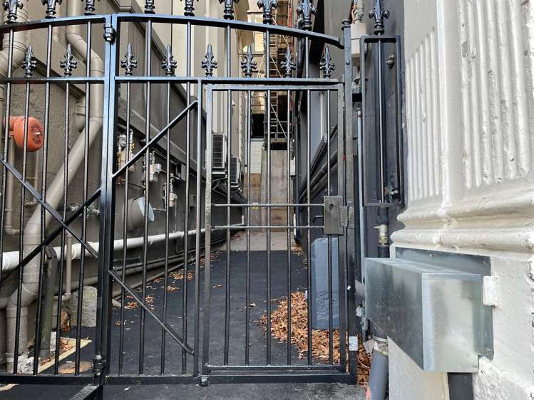 1 Queens Gardens Dunedin Central_8