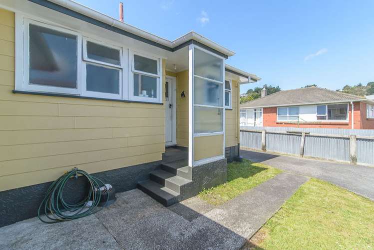 363 Warspite Avenue Waitangirua_8