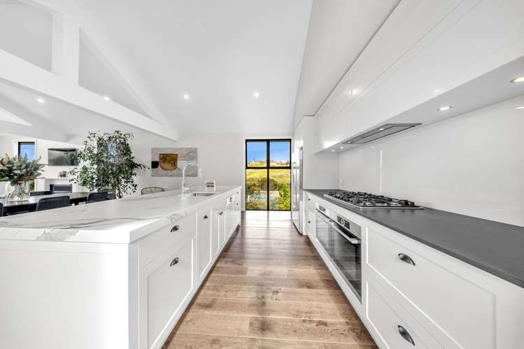 226 Whitford Road Whitford_10