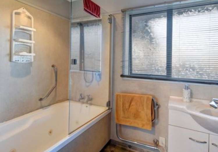 17 Wickliffe Street Mosgiel_4