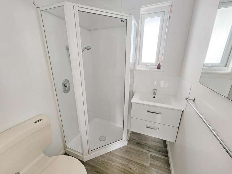 10 Amberley Grove 10609_12