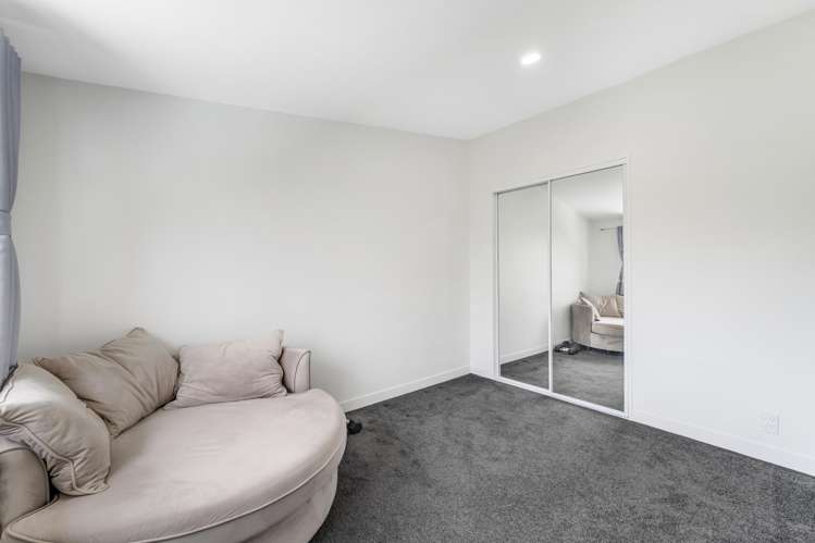 21 Beach Road Mellons Bay_19