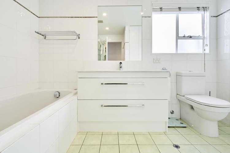 1/130 Oriental Parade Oriental Bay_7