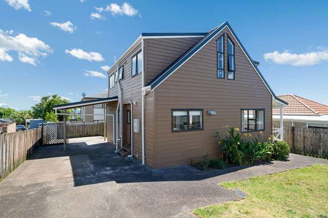 Home In Glendene