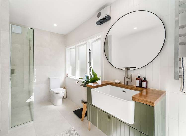 1/86 Beach Road Castor Bay_14