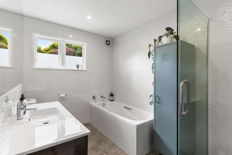 12 Ripon Crescent Meadowbank_16