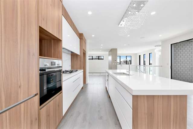 7 Rakiraki Place Flat Bush_4