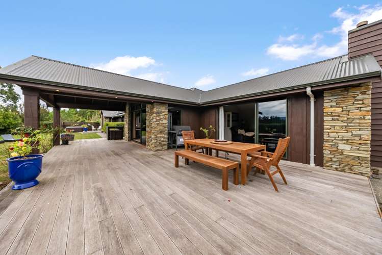 61A Colletts Road Mangaroa_16