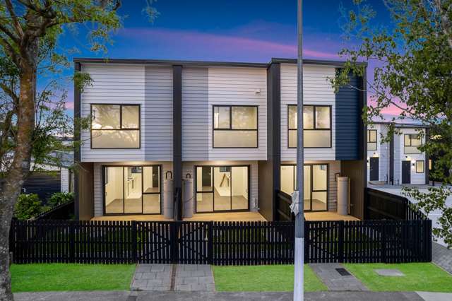 14, 15, 22/17 Barneys Farm Road Clendon Park_4