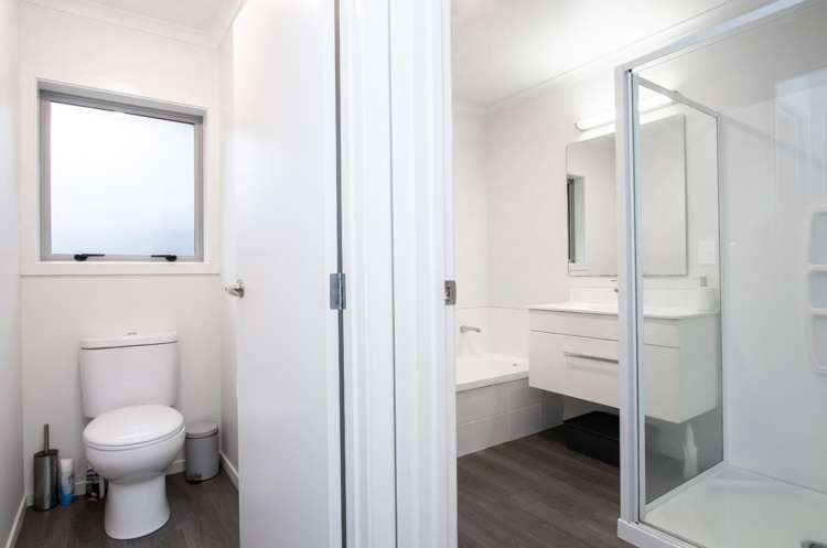 1313A Victoria Street 3283_16