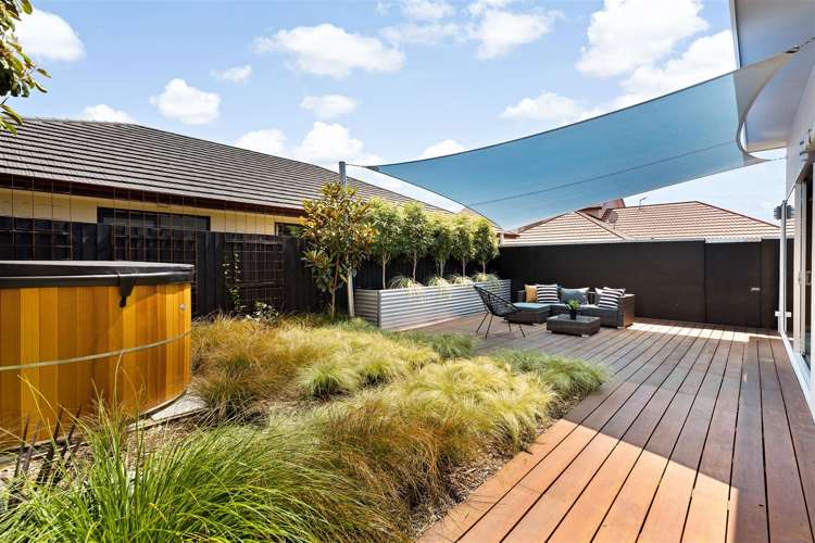 11 Linkwater Way Parklands_16