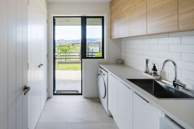 49 Mike Smith Drive Cambridge_32