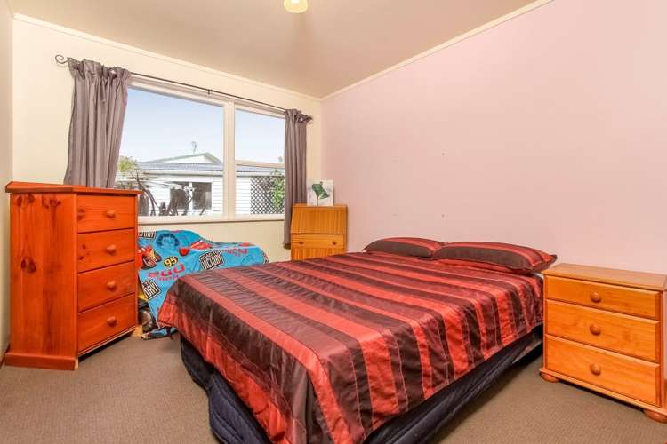 11a Inver Street Glen Eden_10