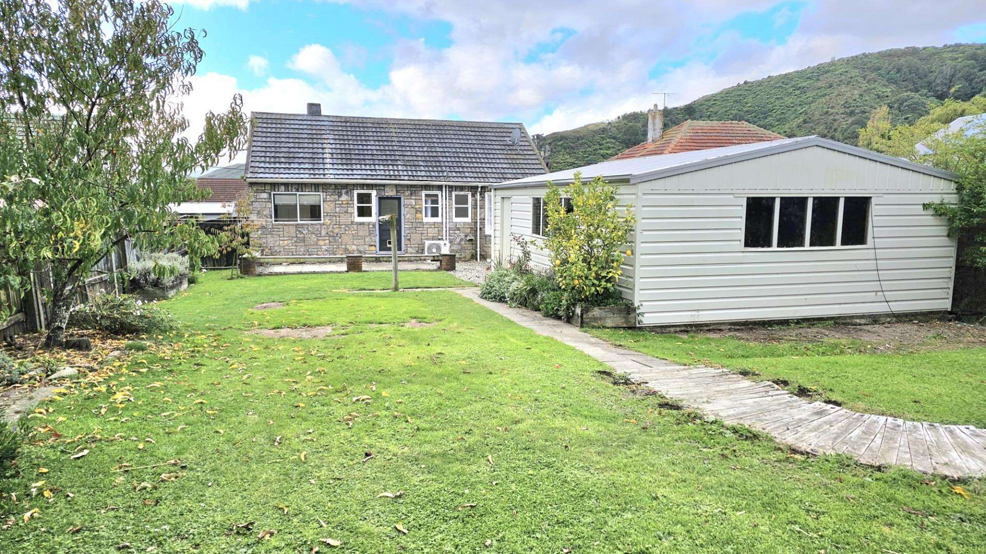 8 Cleland Crescent Naenae_0