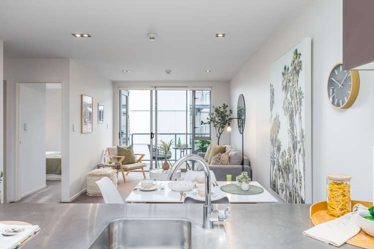 5p/435 New North Road Kingsland_9