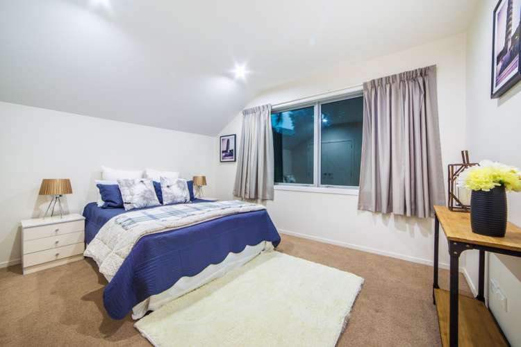 14b Colonel Barton Glade Saint Johns_15