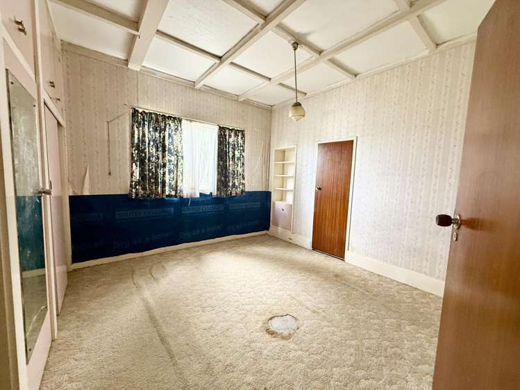 243 Preston Road Otara_10