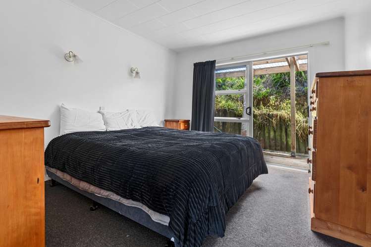 53 North Street Mokau_10