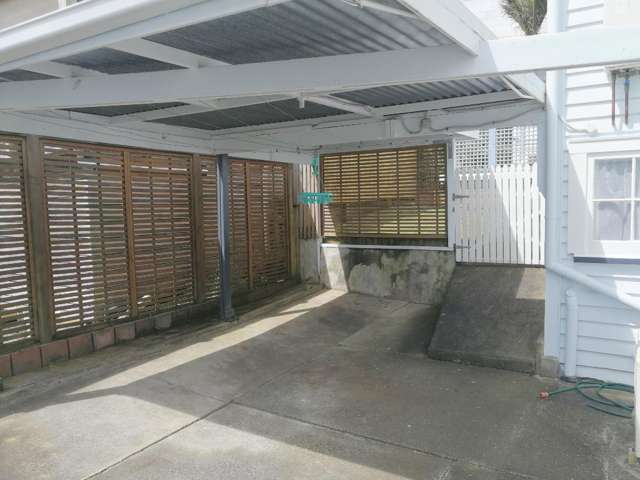 64b Woodward Rd 1727_1