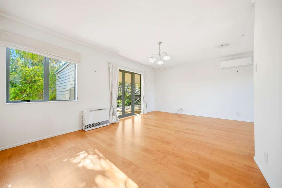 938 East Coast Road_4