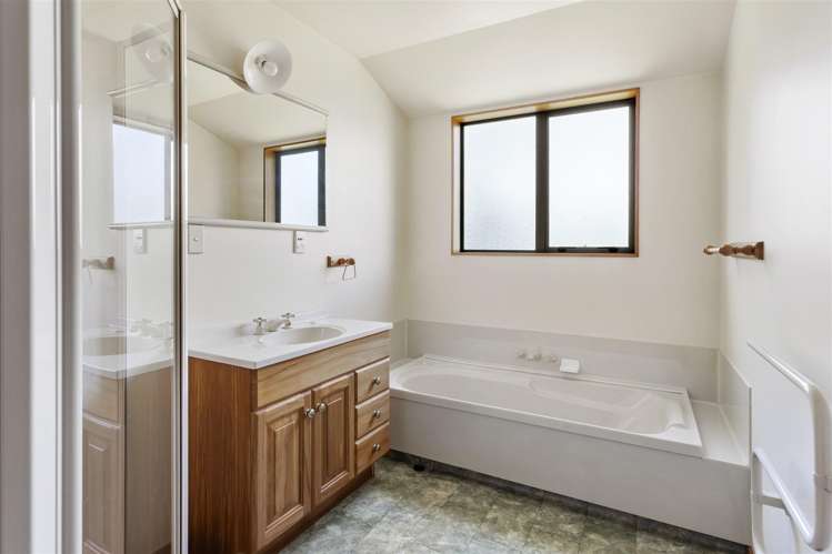 34 Henley Street Westport_8