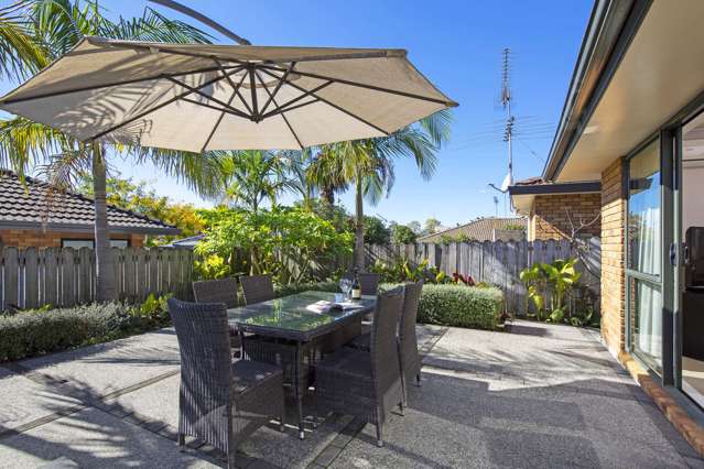 3/6 Marbeth Court Botany Downs_1