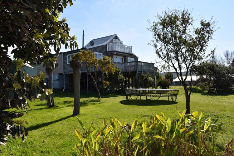 16 Lightning Ridge View Waimarama_21