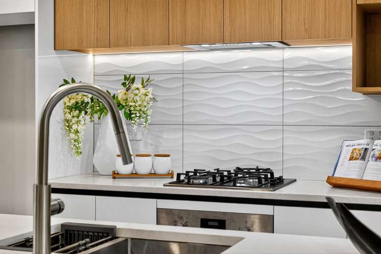 121D Vodanovich Road Te Atatu South_38