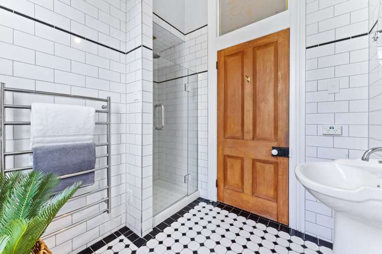 14 Eversleigh Road Belmont_31