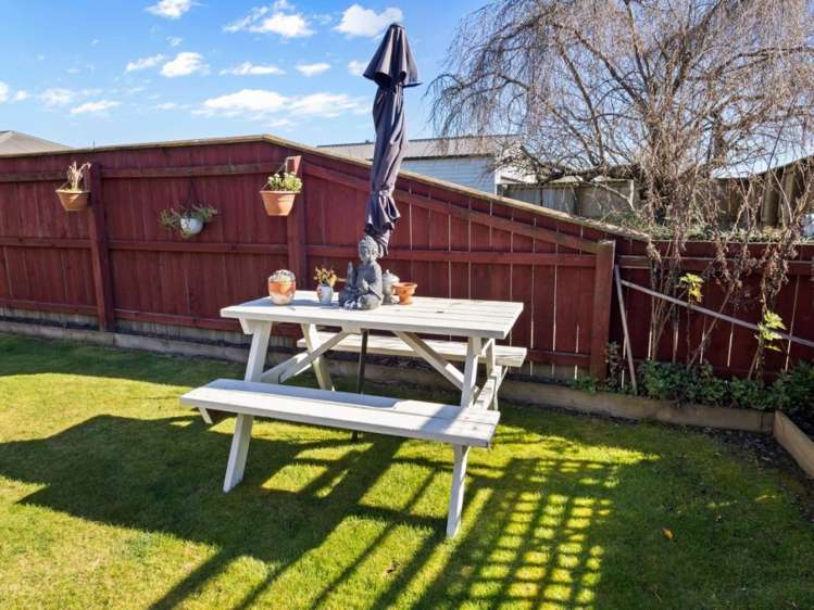 55 Middle Road Allenton_16