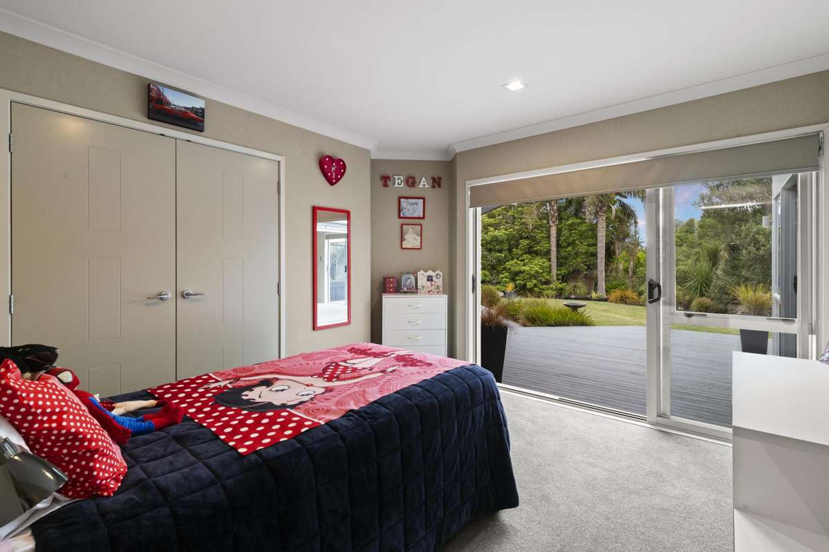 67 Lough Bourne Drive_5