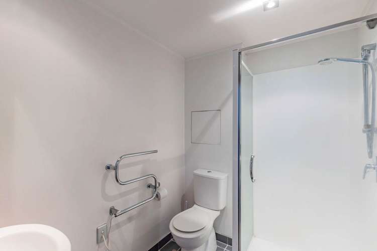 G07/430 Queen Street Auckland Central_8