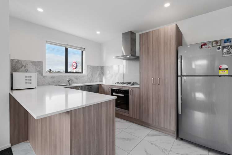 57 Sapwood Crescent Takanini_8