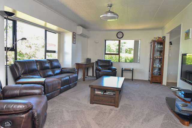 17 Deller Drive Carterton_4