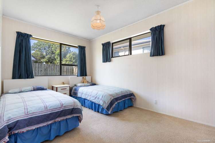 2/146 Norman Lesser Drive Saint Johns_14