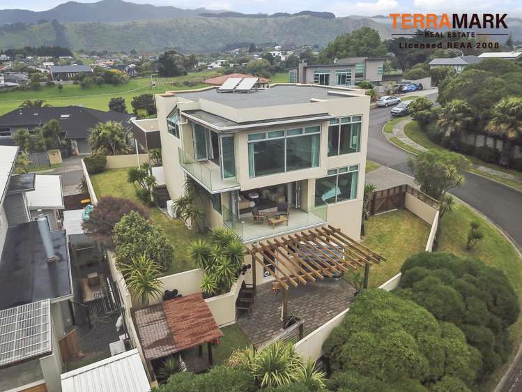 2 Metzenthin Close Raumati South_17