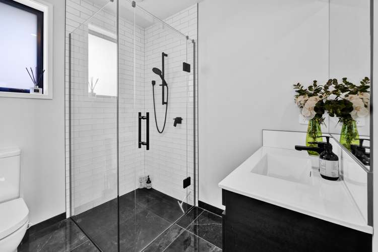 8 Wheki Lane Inglewood_12