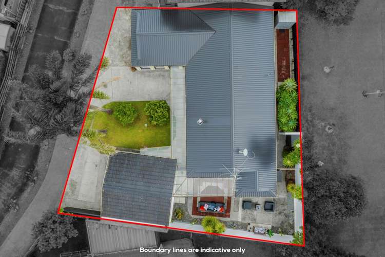 2/33 Vivian Wilson Drive Eastern Beach_22