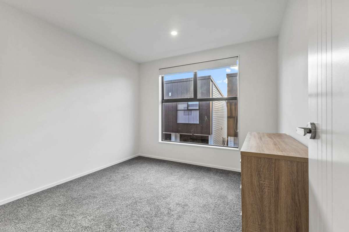 74D Jolson Road_5