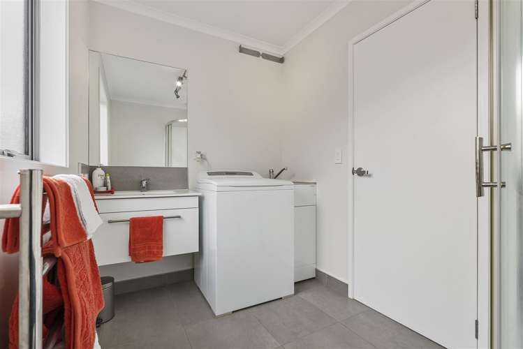 19 Cosy Place Howick_50