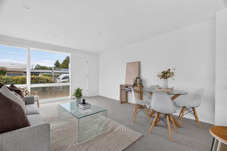 1A Quinns Road_1