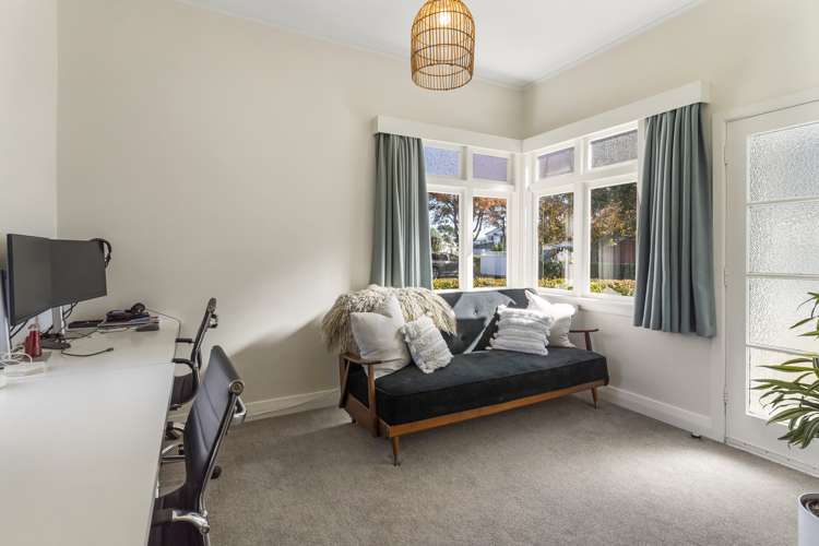 13 Dignan Street Point Chevalier_17