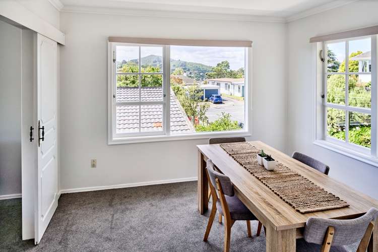 2 Parklands Drive Karori_5