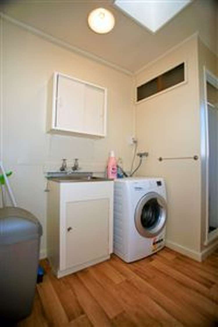 13 Sullivan Avenue Woolston_11