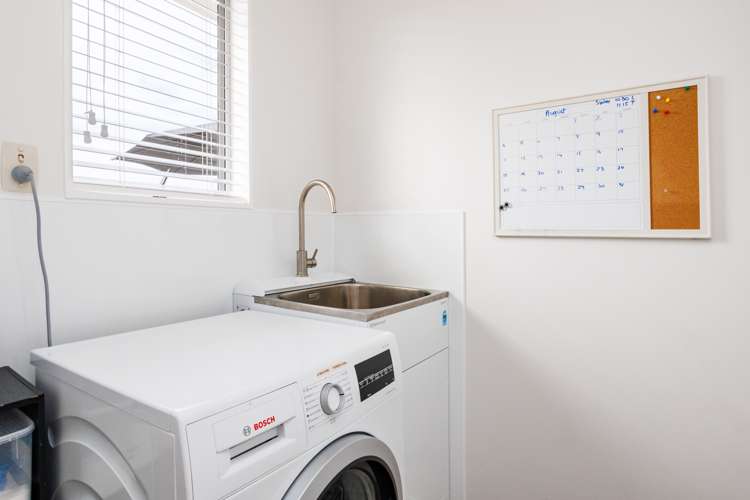 51 Dewe Avenue Feilding_19