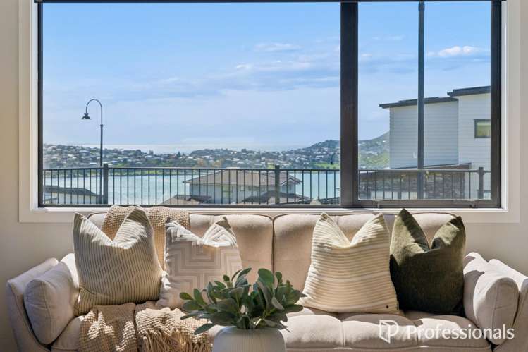 63 Ken Douglas Drive Aotea_1