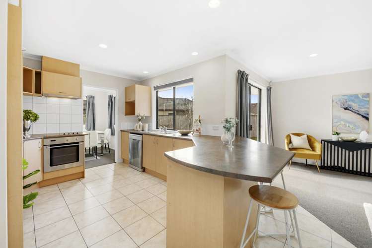 47 Redcastle Drive_3