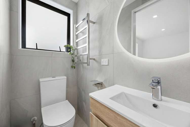 12D Pooley Street Pakuranga Heights_11