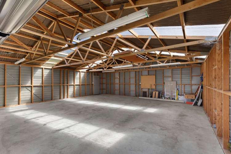 24 Hendersons Line Marton_14