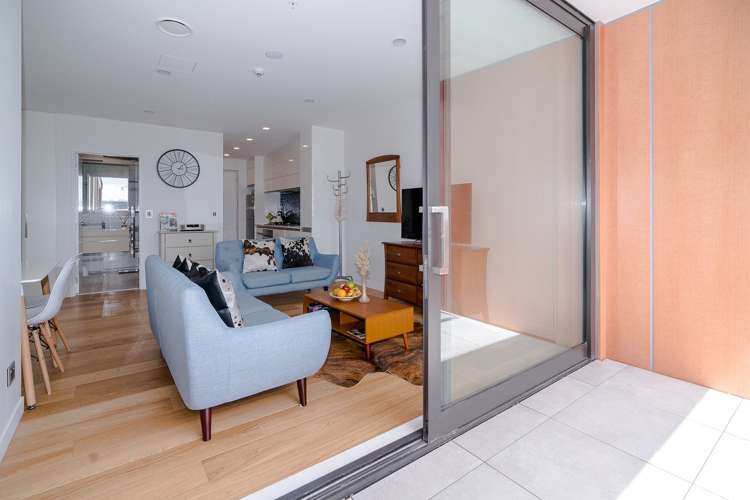 605/10 Lion Place Epsom_12